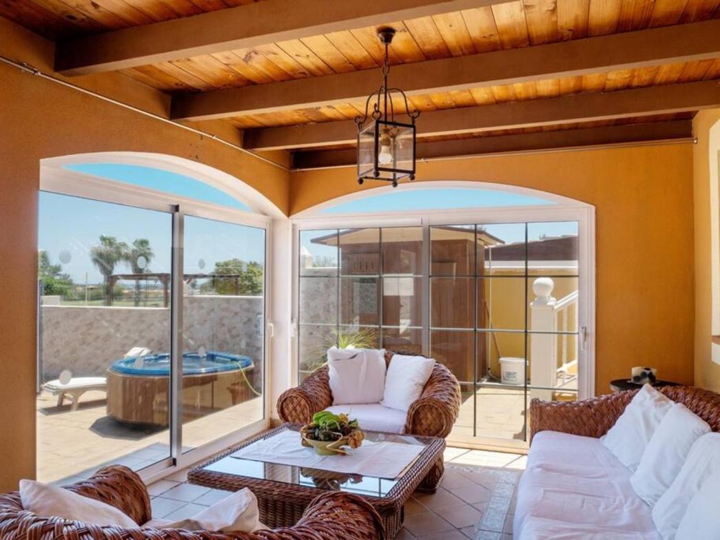 Holiday Villa Vergel With Huge Private Pool, Jacuzzi, Sauna & Bbq By Amazzzing Travel 科斯塔卡莱塔 外观 照片